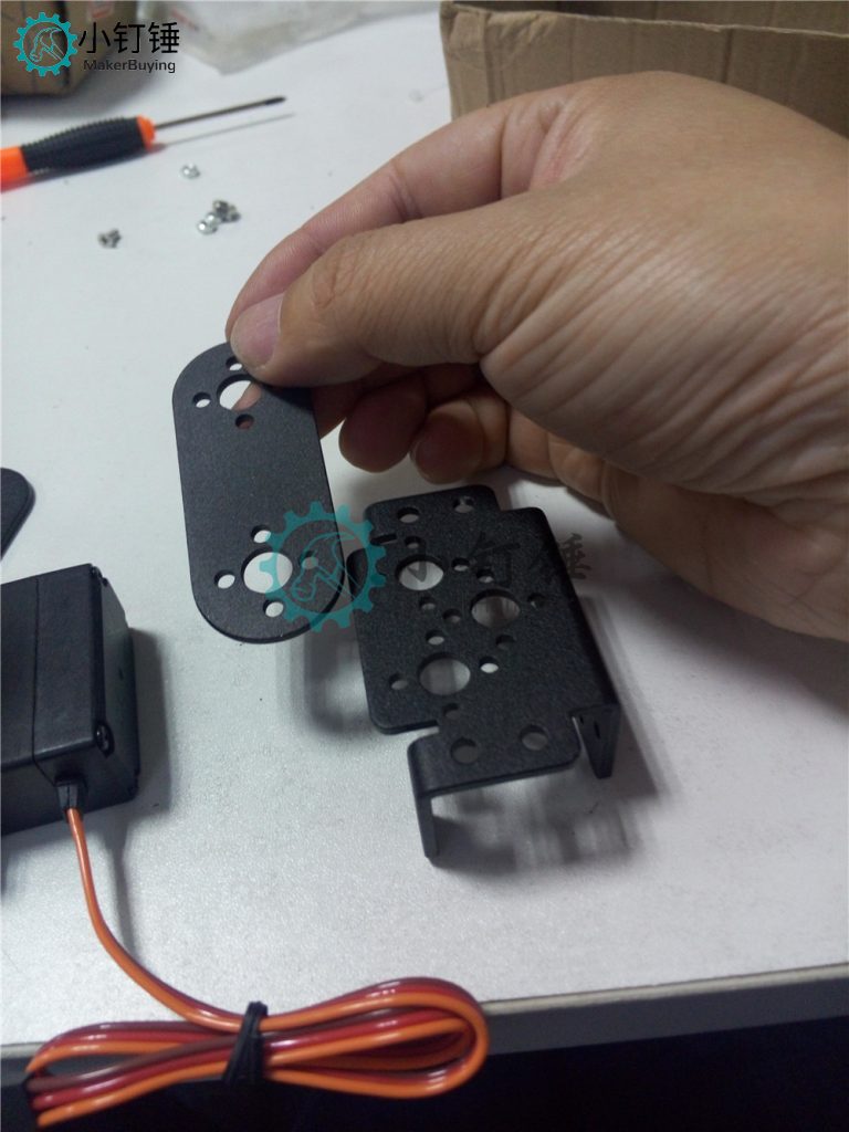 SNAM3100 8自由度 人形机器人不带舵机安装教程