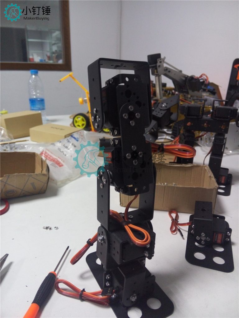 SNAM3100 8自由度 人形机器人不带舵机安装教程