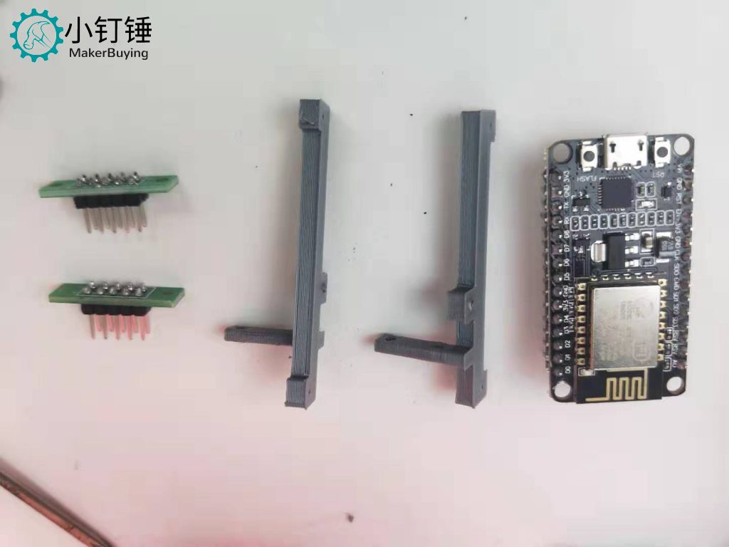 3.安装电路板支架