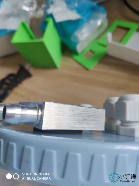 XDC9 半导体制冷风扇水箱套装