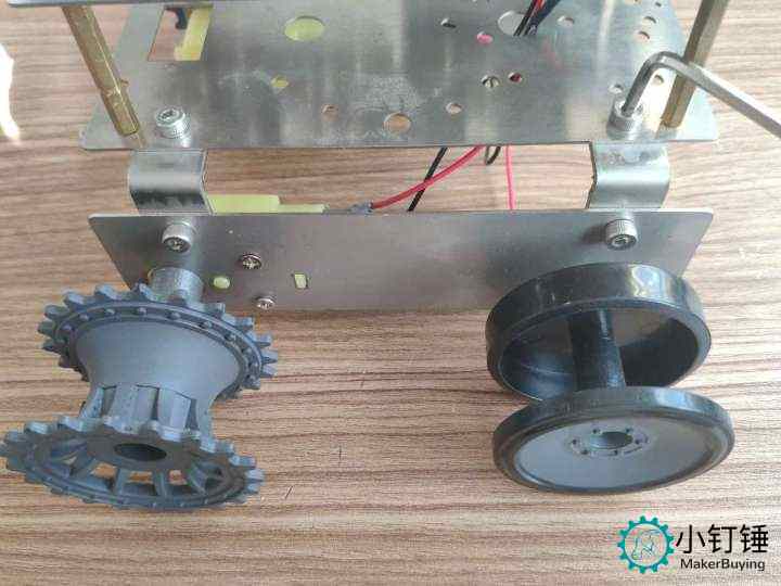 SN11002 不锈钢双层超经济SUV越野坦克底盘安装教程