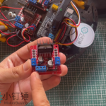 小钉锤STEM教育：L298N电机驱动模块的使用方法