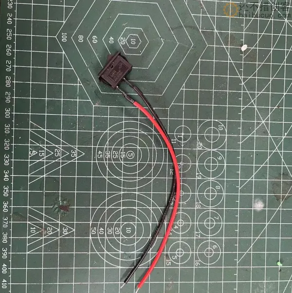 011 KCD1船型小开关带线SN1337    小电器开关21*15MM2脚带线焊线电源开关