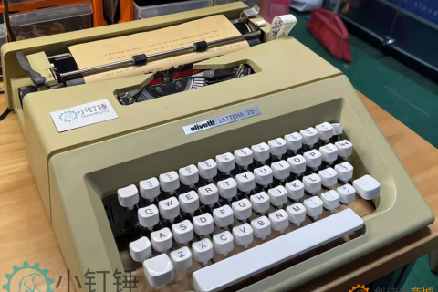 olivetti lettera25 英文打字机 墨西哥 1974设计生产