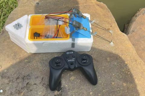 小钉锤中级遥控船下水测试-深圳光明区鹅颈水湿地公园