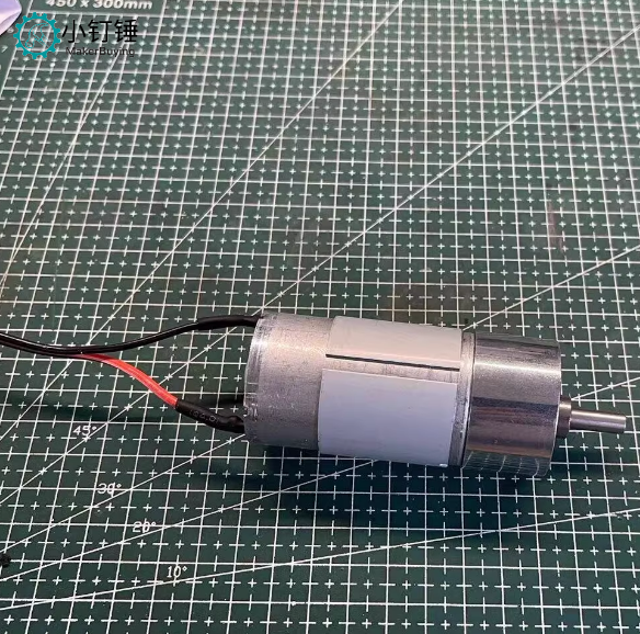 M5  XDC37传送带马达37GB555带线DC头
