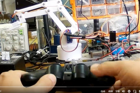 XDC35小钉锤火星机器人-履带底盘带机械臂抓取实验