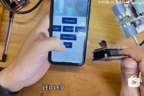 小钉锤c1视频拼装小车esp32 cam手机操作方法